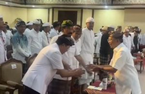 Wakil Ketua III DPRD Badung Made Sunarta Hadiri Pamungkah Loka Sabha VI Pratisantana Bandesa Manik Mas