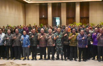 Sekda Eddy Mulya Hadiri Balinomics Update Kebijakan Ekonomi Bali, Bahas Dinamika di Tengah Geopolitik Dunia