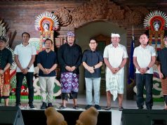 Hadiri Bazar Amal Banjar Teba Sari, Bupati Adi Arnawa Dorong Kebangkitan Pariwisata Kuta