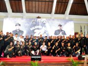 Salurkan Ribuan Komposter, Wabup Bagus Alit Sucipta Dampingi Wagub Giri Prasta Hadiri HUT Ke-22 Baladika Bali
