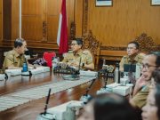 Bupati Adi Arnawa Ikuti Rakor Pengendalian Inflasi dan Peluncuran Pendidikan Antikorupsi