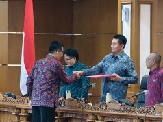 Gelar Rapat Paripurna, DPRD Bali Setujui Raperda Perubahan Atas Perda Pajak dan Retribusi Daerah Menjadi Perda