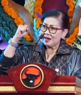Putri Koster Soroti Dominasi Endek Troso di Bali, Dorong Perkuat Perlindungan HAKI Perajin
