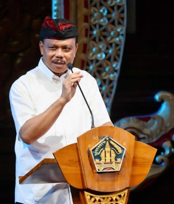Sekda Dewa Indra Buka Bimtek, Bali Jadi Satu-Satunya Provinsi Pilot Penuh Digitalisasi Bansos