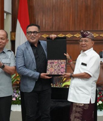 Gubernur Koster Dorong Penguatan Perlindungan Masyarakat Adat, Baleg DPR RI Optimis RUU Tuntas 2026
