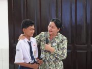 Ny. Seniasih Giri Prasta Ingatkan Pelajar Bijak Bermedia Sosial dan Terbuka kepada Orang Tua