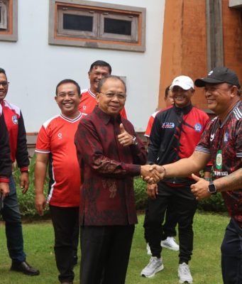 Gubernur Koster Dukung Kiprah PS Badung di Liga 4 Nasional, Minta Jaga Kondisi dan Junjung Profesionalisme