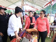 TP PKK Kota Denpasar Dukung UMKM dan Aksi Berbagi di Pasar Rakyat PKK Bali