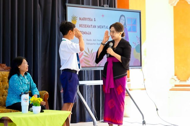 Gerakan Anti Narkoba di SMPN 4 Petang (3)