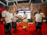 Bupati Adi Arnawa Potong Tumpeng Perayaan HUT Ke-59 Banjar Mumbul, Apresiasi Aplikasi Sikap Mumbul