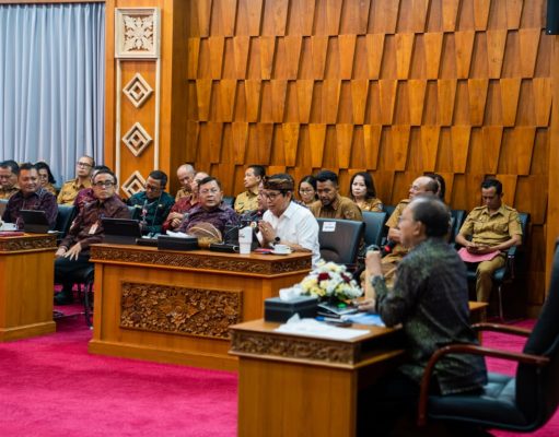 Bupati Adi Arnawa Paparkan Strategi dan Capaian Target Pembangunan, Infrastruktur Fokus Utama