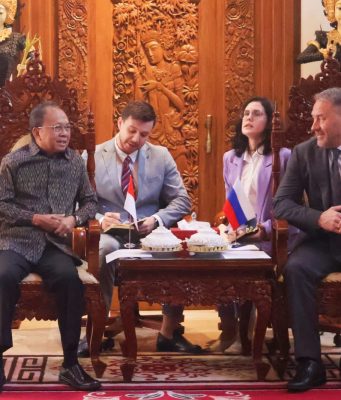 Perkuat Kerja Sama Indonesia dan Rusia, Gubernur Koster Terima Delegasi Parlemen Saint Petersburg