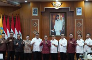 Menteri LH, Gubernur Koster, dan Walikota/Bupati Se-Bali Deklarasikan Bali 100 Persen Memilah Sampah