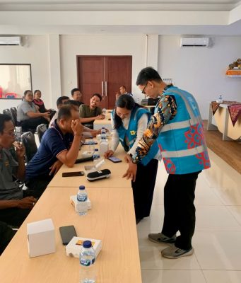 PLN UP2D Bali Gandeng Desa Dauh Puri Kangin, Perkuat Keamanan Kelistrikan dan Perlindungan Masyarakat
