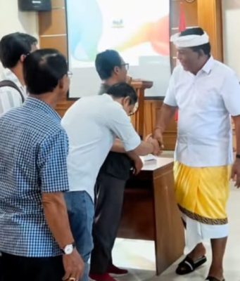 Ketua DPRD Badung Anom Gumanti Hadiri Sosialisasi Pembangunan Drainase Pengendalian Banjir Jalan Basangkasa-Sunset Road