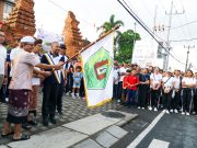Jalan Santai HUT Ke-27 Desa Cemagi, Bupati Adi Arnawa Ajak Jaga Persatuan dan Pilah Sampah