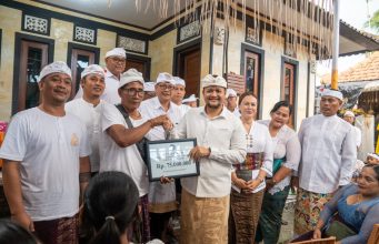 Wabup Bagus Alit Sucipta Hadiri Karya Pemerajan Arya Jelantik Bongkasa