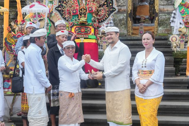 Karya di Pura Dalem Sempidi (1)