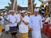 Bupati Adi Arnawa Upasaksi Puncak Karya di Pura Taman Ganter