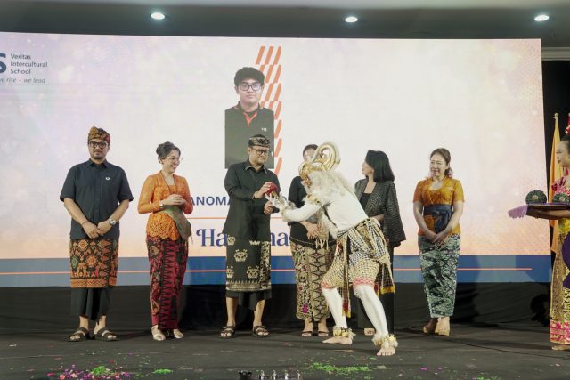 Launching Veritas Intercultural School (2)