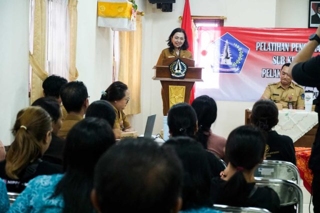Pelatihan Pengemasan Produk Industri (4)