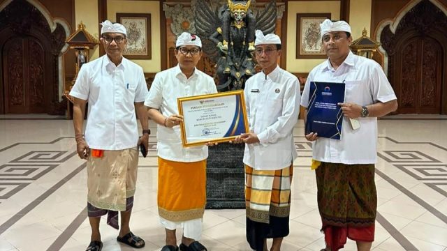 Penghargaan utk Dinsos