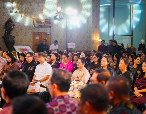 “Wastra Hitakara” Dimulai di Badung, Dorong Promosi Wastra Bali