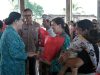 Sasar Tiga Kecamatan di Kabupaten Tabanan, Aksi Sosial TP PKK Serahkan Bantuan Sosial