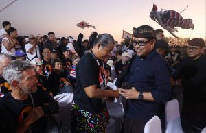 Berharap Jadi Daya Tarik Wisata, Wawali Arya Wibawa Resmi Buka Rare Angon International Kite Festival 2026