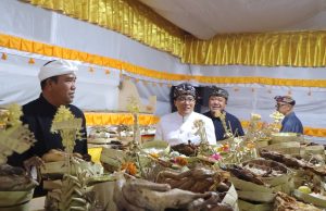 Wagub Giri Prasta Apresiasi Pitra Yadnya Masal, Ringankan Beban dan Pererat Persaudaraan Warga