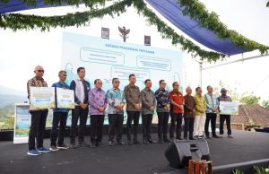 BI Se-Balinusra Dukung Ketahanan Pangan Melalui Penyaluran Sarpras Pertanian Modern