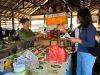 Promo Semangat Baru Makin Berdaya, PLN ULP Mengwi Sapa Pelanggan di Pasar Putra Sedana Abianbase