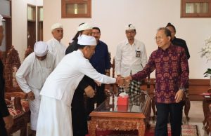 Gubernur Koster Dukung dan Siap Hadiri Karya Tawur Agung Manca Wali Krama Pura Ulun Danu Batur