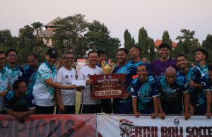 Kalahkan Dinas PUPRKIM, Disdikpora Bali Juara Kompetisi Mini Soccer Kerthi Bali IV