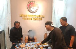 Polisi Bekuk Pelaku Narkoba, Temukan Senpi dan Airsoft Gun Saat Penggerebekan