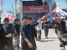 Buka Mel Tanjung Kite Festival XVII, Wawali Arya Wibawa Dorong Pelestarian Tradisi “Melayangan” Sebagai Wahana Kreativitas Rare Angon