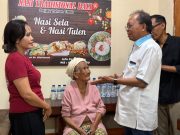 Gubernur Koster Ajak Masyarakat Tebar Kepedulian Melalui Gerakan Berbagi