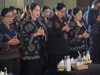 “Satu Jiwa, Tiga Rupa”, Konsep Ny. Putri Koster Kembangkan Wastra Bali Menuju Panggung Mode Global