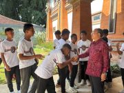Dukung Perjuangan Bali United U-13 di Piala Soeratin Nasional, Gubernur Koster “Support” Rp 45 Juta