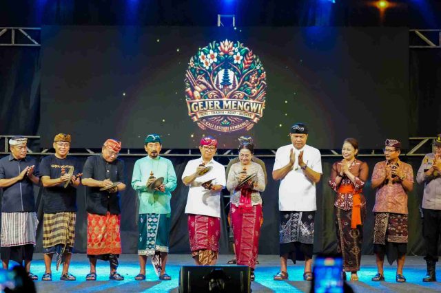 Gejer Mengwi (1)