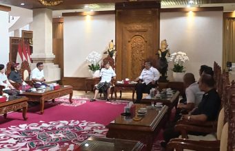 Tegaskan Pentingnya Sinergi Pusat dan Daerah, Gubernur Koster Terima Audiensi Sekretaris Kemenko Kumham Imipas