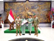 Estafet Kepemimpinan Kodam IX/Udayana, dari Mayjen TNI Piek Budyakto kepada Mayjen TNI Made Putra Widiastawa