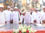 Wali Kota Jaya Negara Hadiri Rangkaian Karya Mamungkah Ngenteg Linggih di Pura Segara Serangan