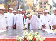 Wali Kota Jaya Negara Hadiri Rangkaian Karya Mamungkah Ngenteg Linggih di Pura Segara Serangan
