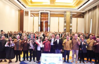 Gubernur Koster Buka Musda XV ASITA Bali, Proyeksikan Kunjungan Wisman Tembus 7,2 Juta pada 2026