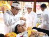 Wali Kota Jaya Negara “Ngayah Nyangging” Serangkaian Karya di Jero Abian Timbul
